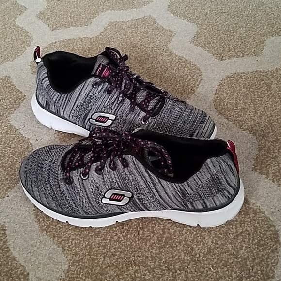 Skechers cooled dry foam Clearance